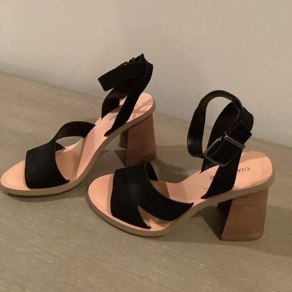 Gianni Bini ankle strap sandal with wooden heel